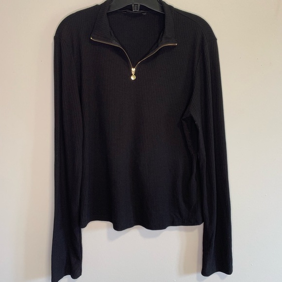 SHEIN Zip Front Rib-knit long sleeve tee - Picture 4 of 8